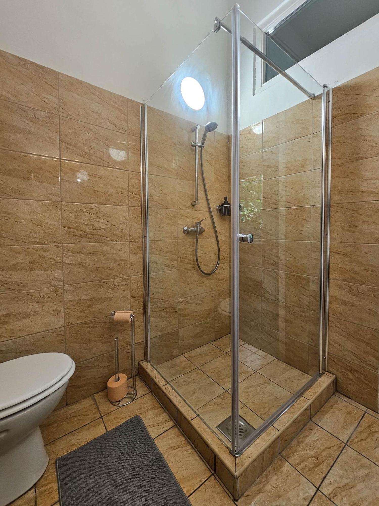 Purezen In The City For 2 Apartment Budapest Room photo